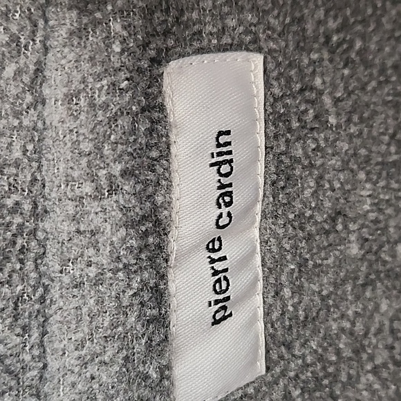 Sweater for 👨 - Picture 2 of 4